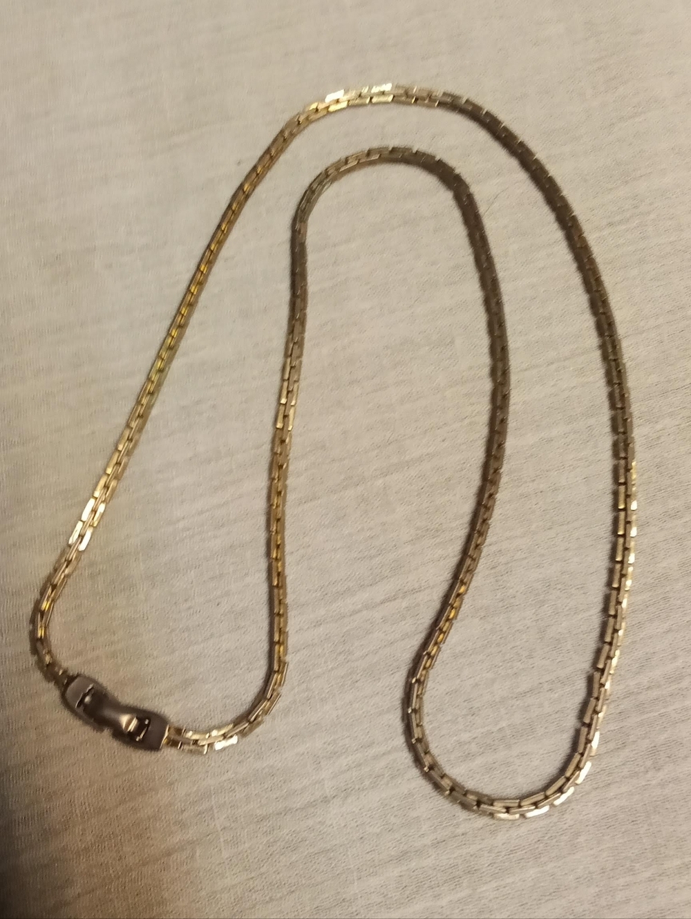 Elegant Brick Link 20" Gold Chain Necklace
